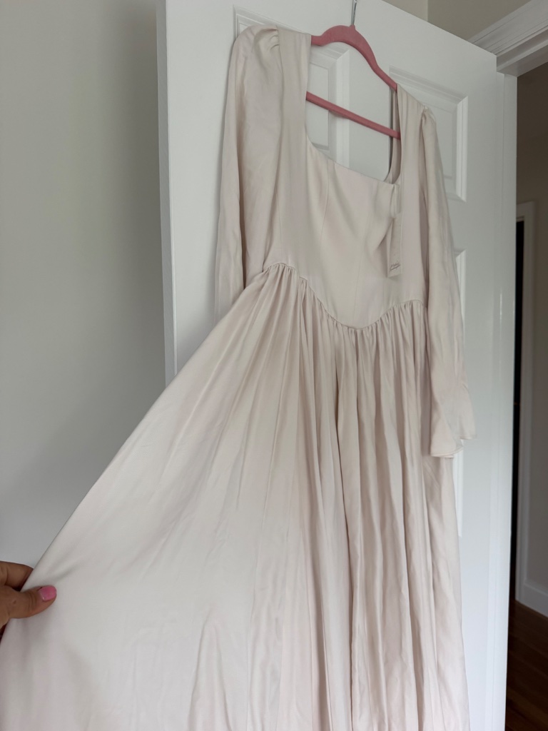The Roofer’s Granddaughter Wedding / Ceremony Dress Size Uk 12 / Us 8 — image 3 of 8
